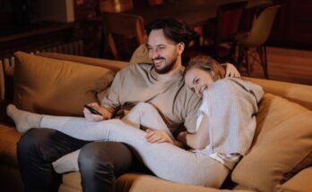reparto de el stand de los besos
